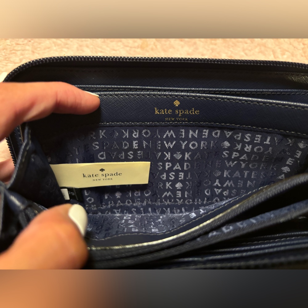Kate Spade Wallet - Picture 5 of 5